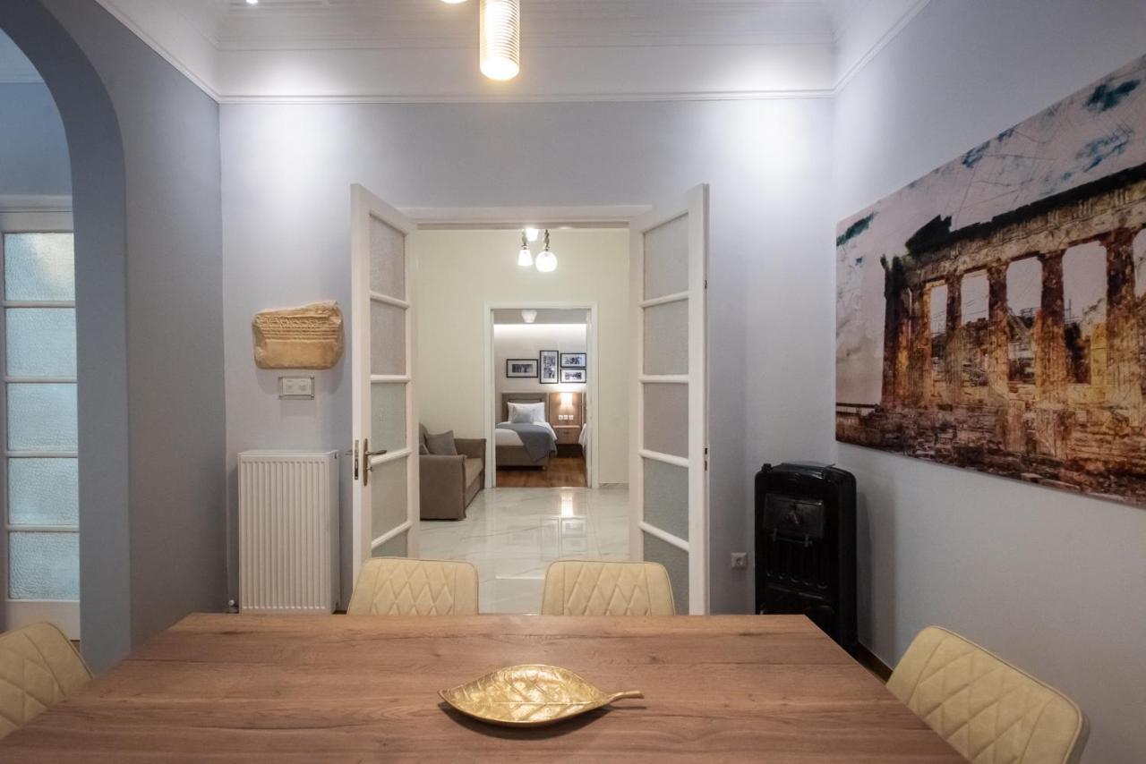 Blue Ark Lavish Sauna Suite Athens Exterior photo
