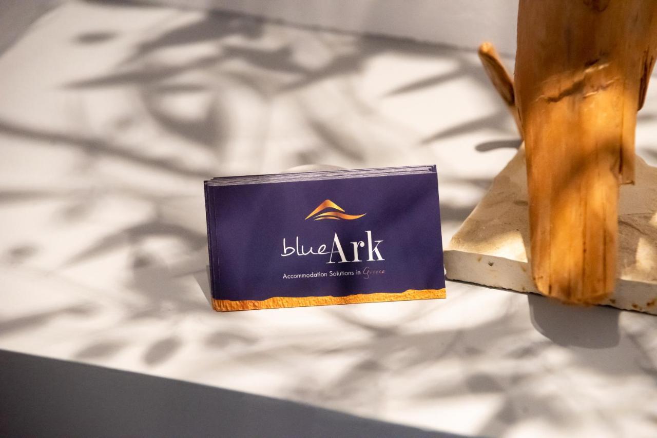 Blue Ark Lavish Sauna Suite Athens Exterior photo